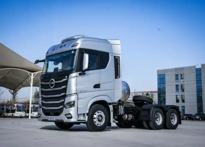 国泰海通：10月天然气重卡持续回暖 新能源再创新高