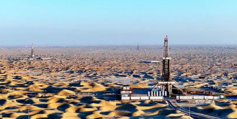 中国石油塔里木油田克拉2-5井累产天然气100.1亿立方米，“西气东输第一源”形成百亿方高产气井群