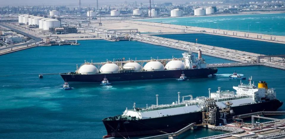 中东首个！道达尔和OQ将在阿曼启动16亿美元LNG加注站项目