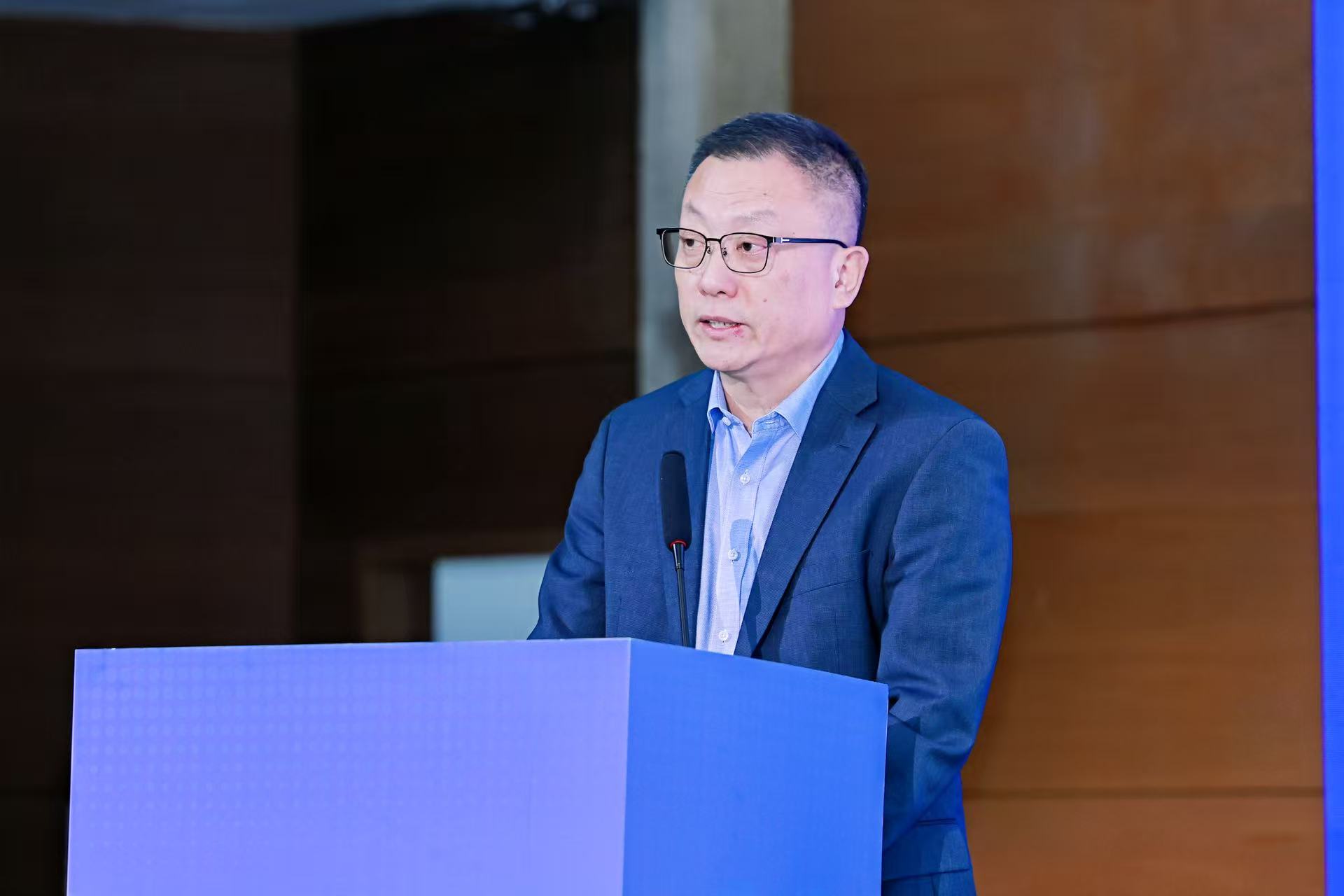 齐晓忠.jpg