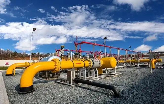 关于中国推进天然气枢纽定价的构想与建议