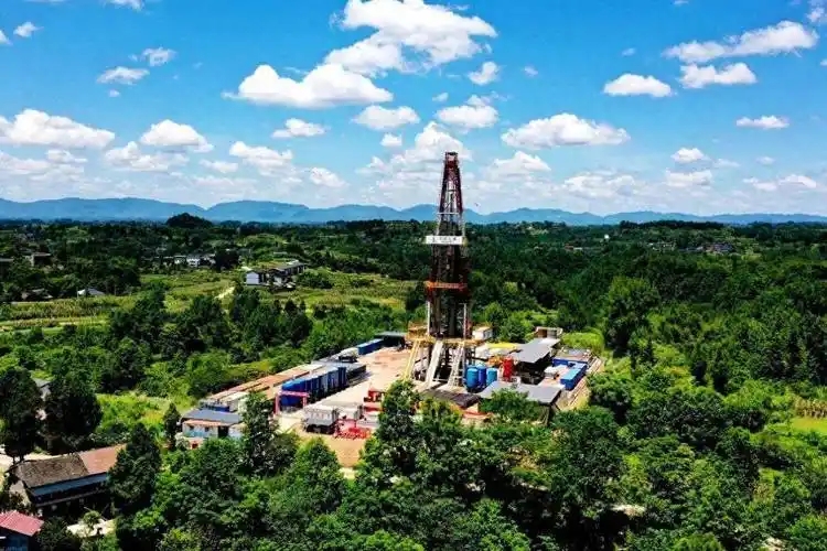 四川盆地首个致密油田诞生！