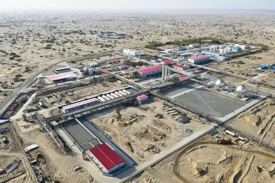 我国最大沙漠油田年产油气当量突破500万吨