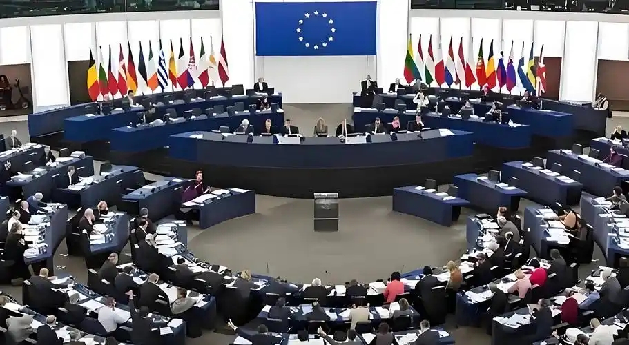 欧盟委员会呼吁提前启动天然气储备工作