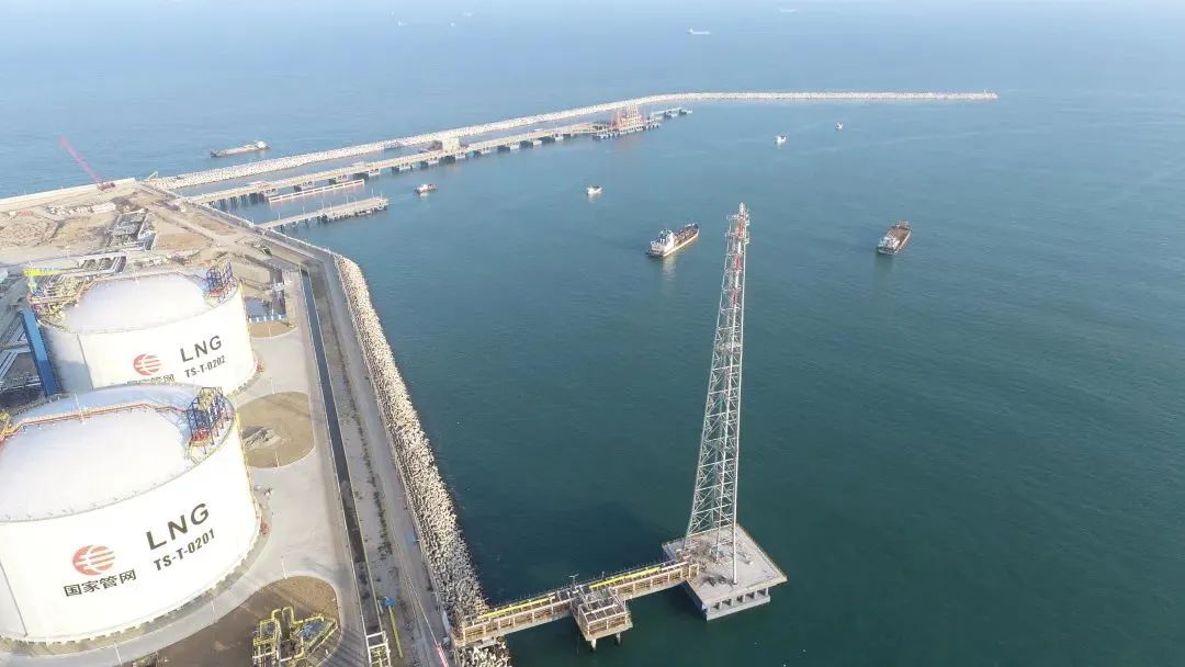福建漳州液化天然气（LNG）接收站项目码头工程顺利通过竣工验收