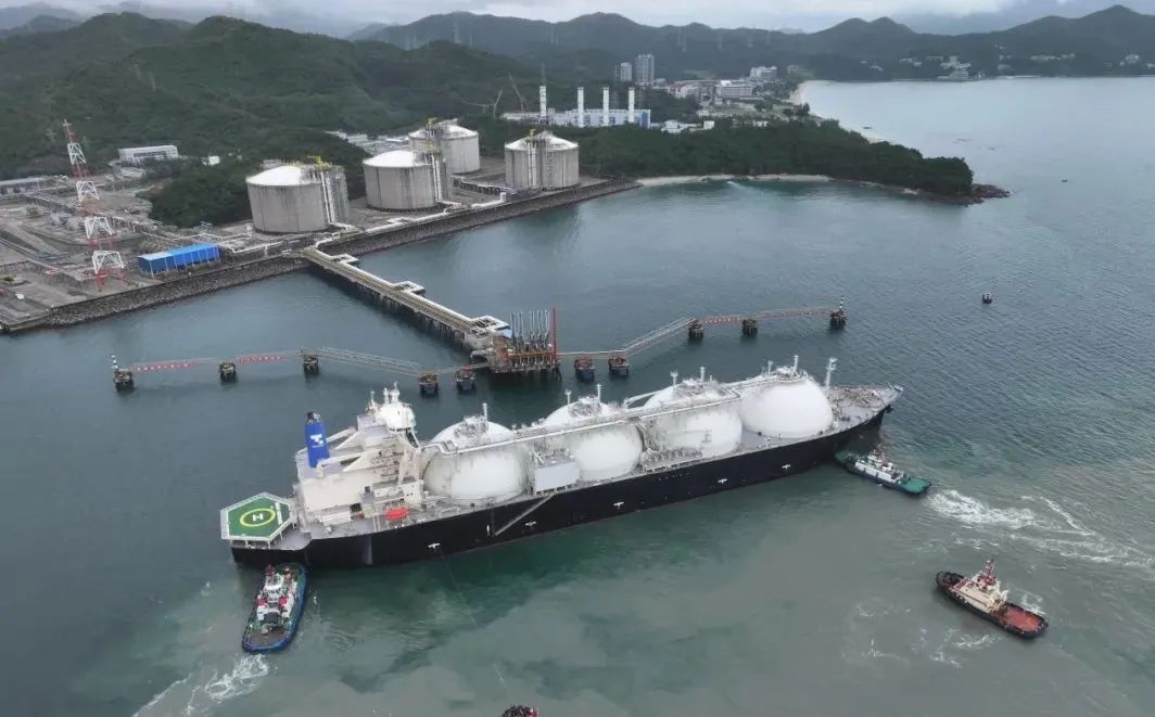 国内首座亿吨进口量LNG接收站诞生