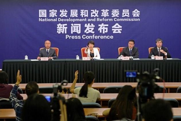 发改委：推进碳达峰、碳中和顶层设计 重点做好八方面工作
