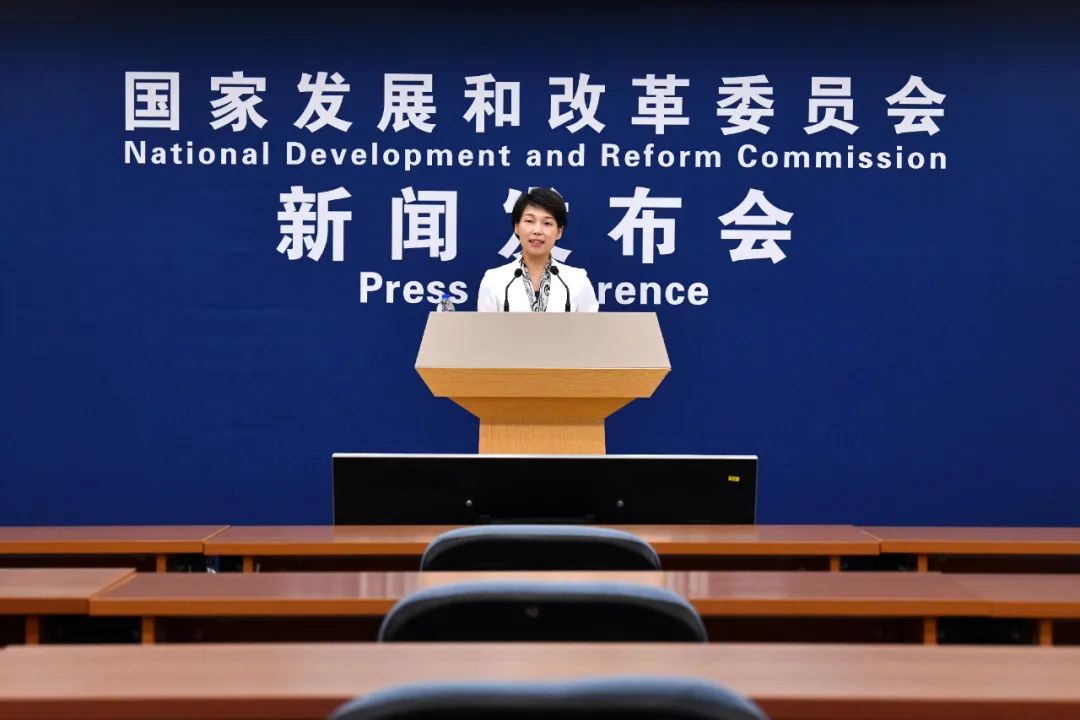 双碳工作推进过程中存在三个方面的问题，必须予以纠正
