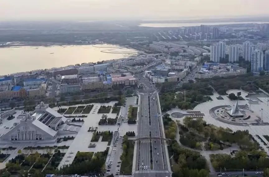 刚刚，国家发改委明确！适度超前推进能源基础设施建设
