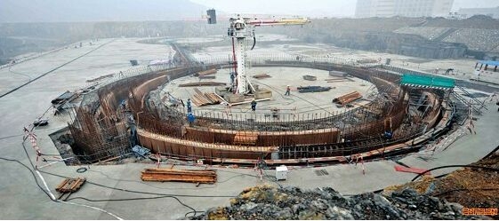 能源专家：美国页岩油气开发加剧国际油价波动